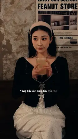 Giờ ngồi nhớ mẹ hả?