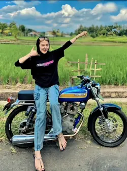 RAMUNDUR TANTE 
