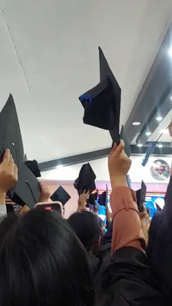 graduation reaction
