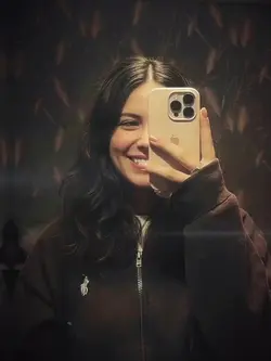 Selfie nascosto, reazione esplosiva