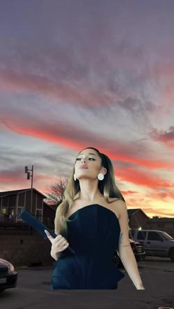 Recut | Ariana Grande Walk