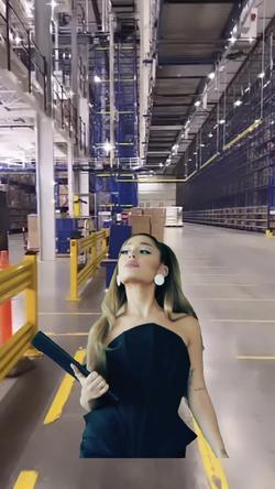Recut | Ariana Grande Walk
