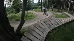 16 Clips hinzufügen