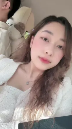 Thêm 1 đoạn video