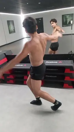 Ajoute 4 clips